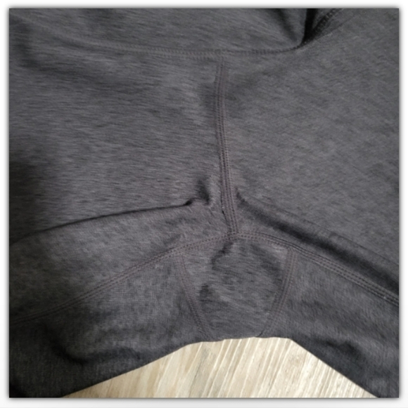 Z By Zella capri length leggings with sheer Black mesh on back size xs - Picture 6 of 7